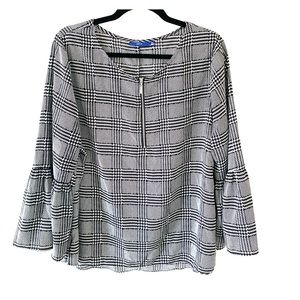 Apt 9 long sleep half zip Blouse